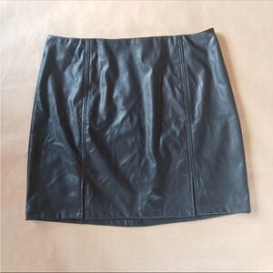 MangoPop Faux Leather Mini Skirt Black Fitted Slit Front Size  XXL